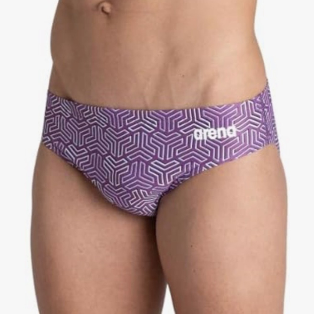 ARENA Youth's Swim Briefs Size 22 (Waist Size 23)